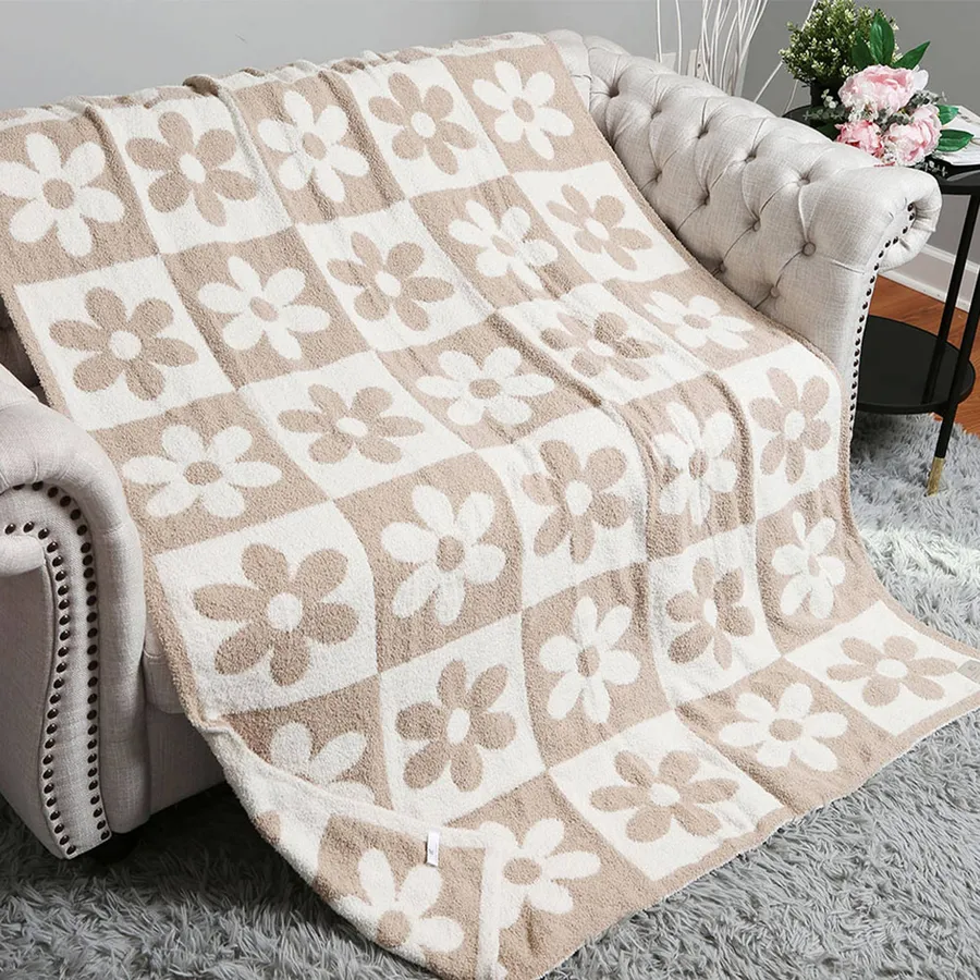 Reversible Flower Patterned Throw Blanket - Assorted — wholesale Home & Décor by the case
