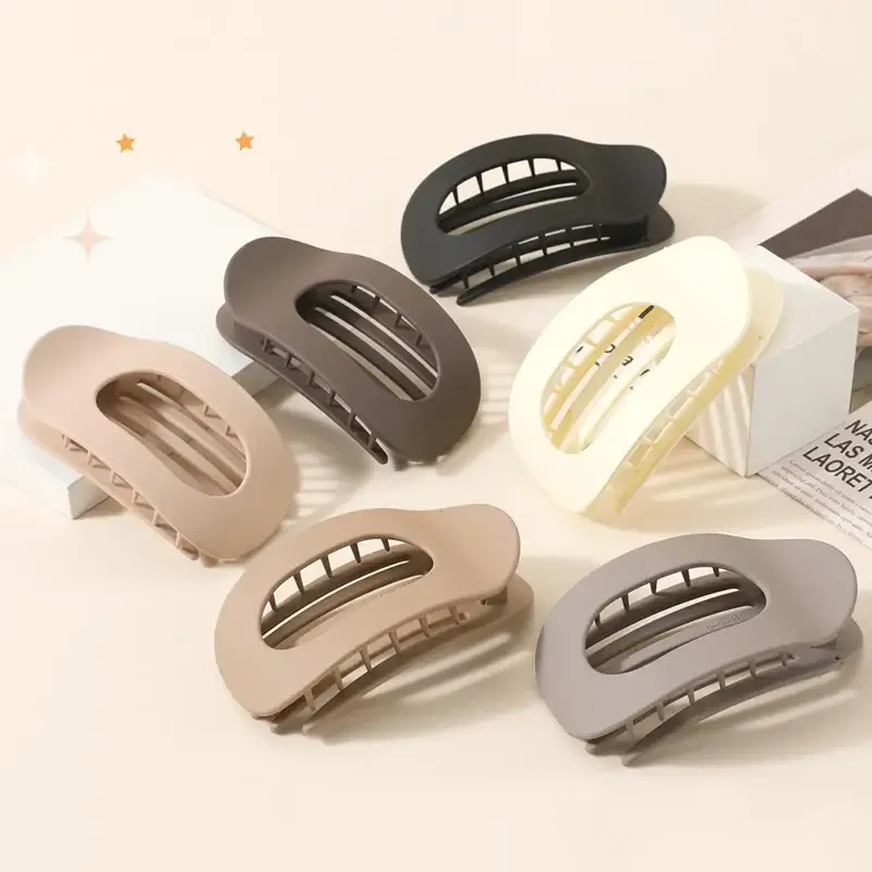 Flat Round Claw Hair Clips Women Accessories- Assorted — wholesale Apparel & Accessories by the case