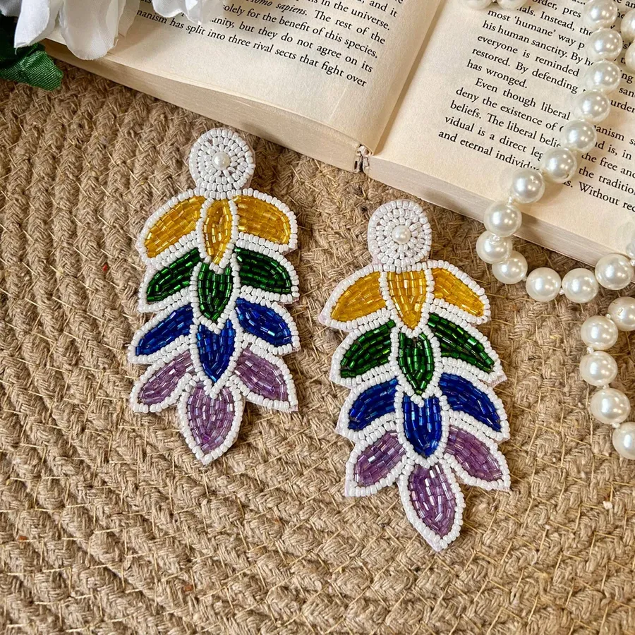 Beautiful Peacock Leaf Cascade Premium E Keeraft Home Gifts — wholesale Home & Décor by the case