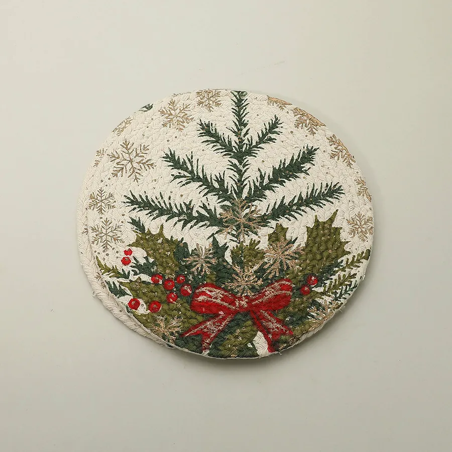 Christmas Placemats - Round Printed Cotton Table Mats, 9-Inch — wholesale Seasonal & Holiday by the case