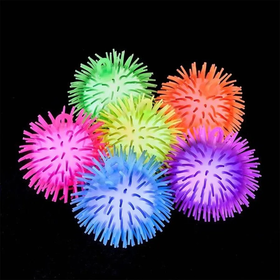 Keeraft Light-Up 5 Puffer Ball Assorted Keeraft Home Gifts — wholesale Keychains & Charms by the case