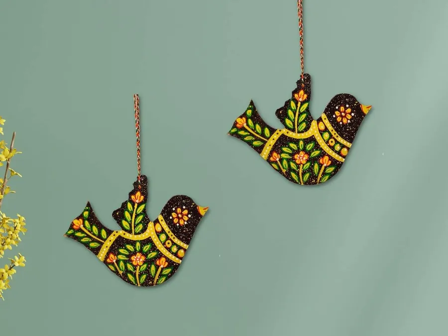 Handcrafted Wooden Birds for Home Decore — wholesale Home & Décor by the case