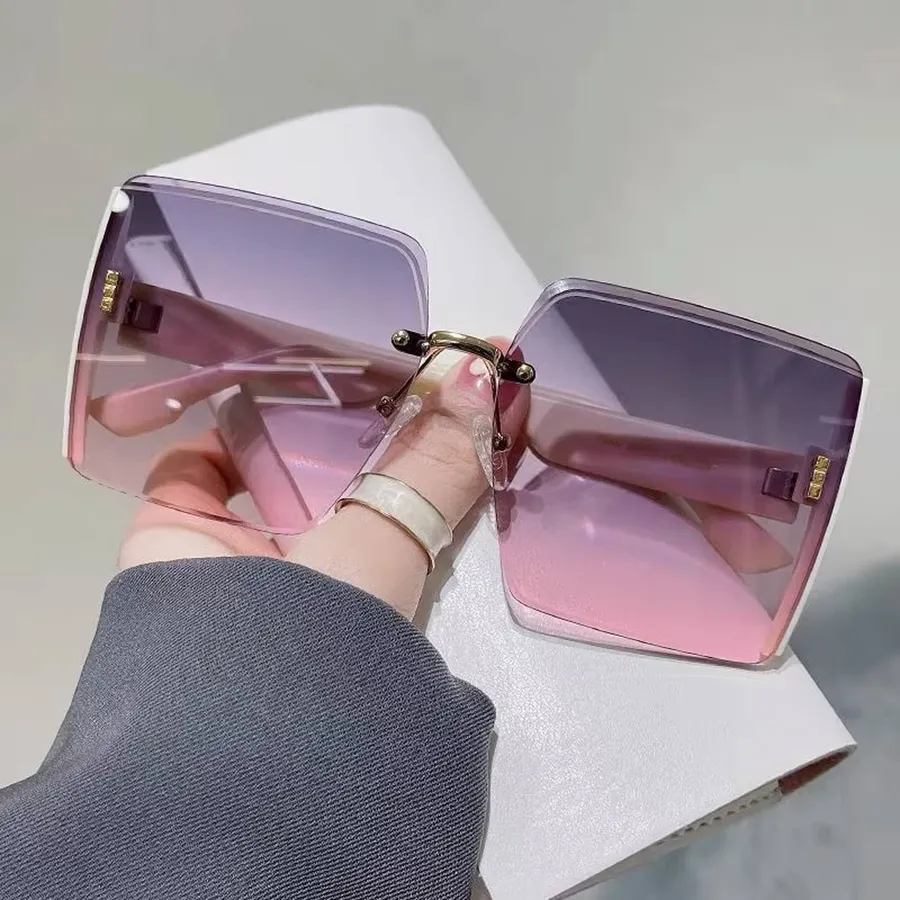 Vintage Retro Sunglasses For Women's - Assorted — wholesale Apparel & Accessories by the case