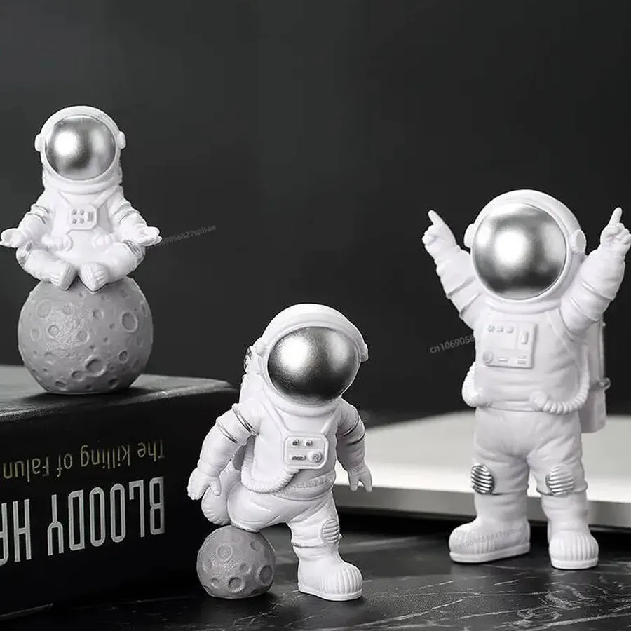 Astronaut Attractive Outer Space Statue For Home Decor — wholesale Home & Décor by the case