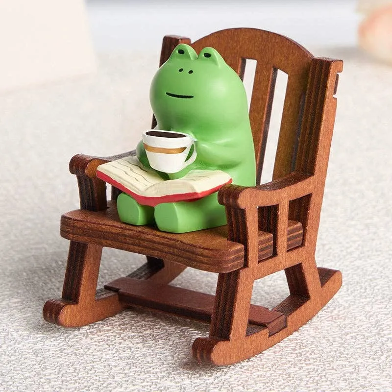 Frog Graduation Ornament for Office & Home Decor — wholesale Home & Décor by the case