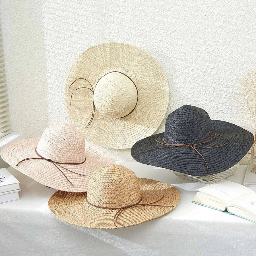 Floppy Straw Hat For Women's In Bulk - Assorted — wholesale Apparel & Accessories by the case