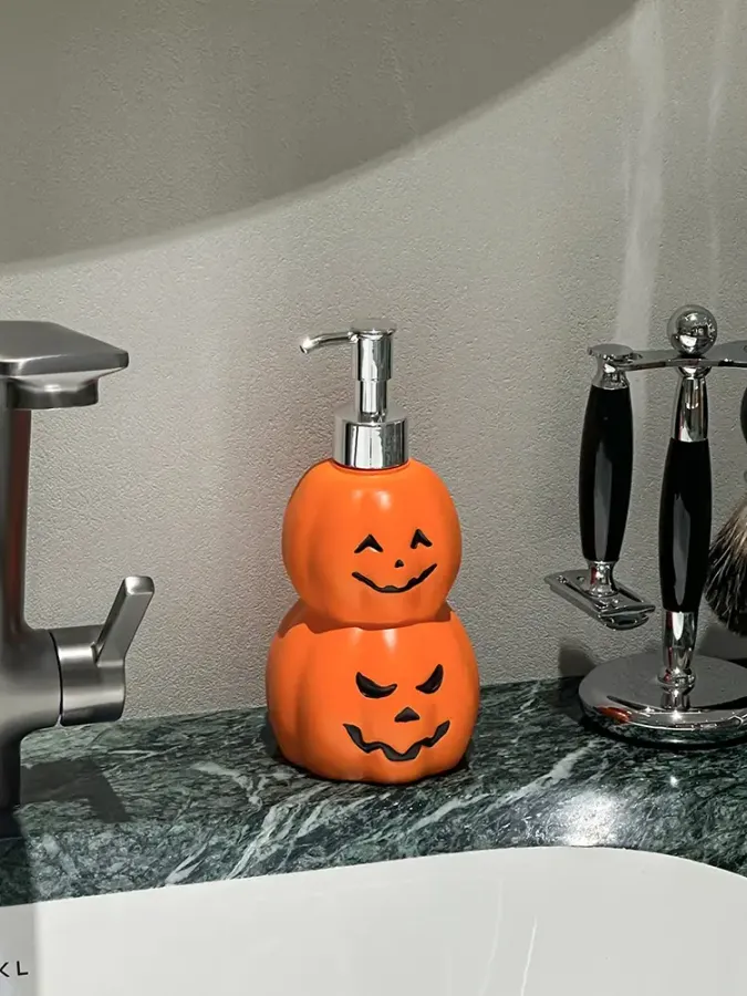 Creative Ghostface Pumpkin Soap Dispenser — wholesale Beauty & Personal Care by the case