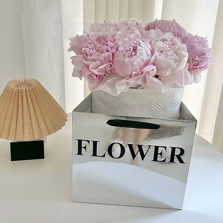 Waterproof Paper Handy Gift Bag For Valentine - Assorted — wholesale Seasonal & Holiday by the case