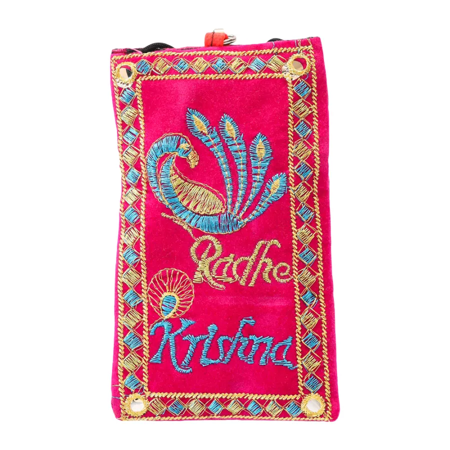 New Traditional Magenta Pouch Handle — wholesale Bags & Backpacks by the case